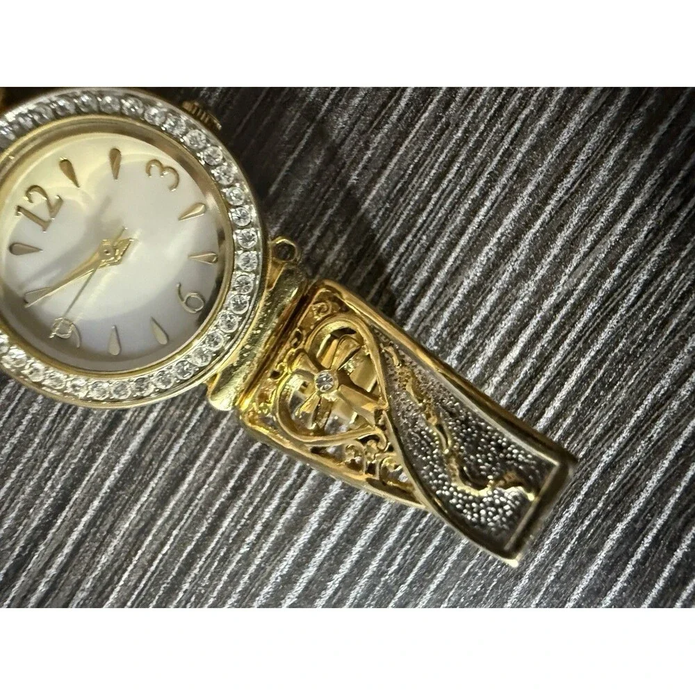 Mother Of Pearl Womens Gold Tone Cross Watch Stretch Christian Band New Battery